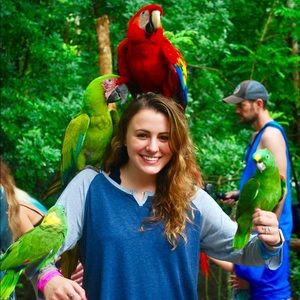 Meet your Posher, Ashley